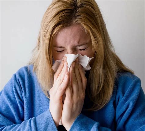 Pollenallergi symptom halsen